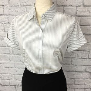 Liz Claiborne short sleeve button down S